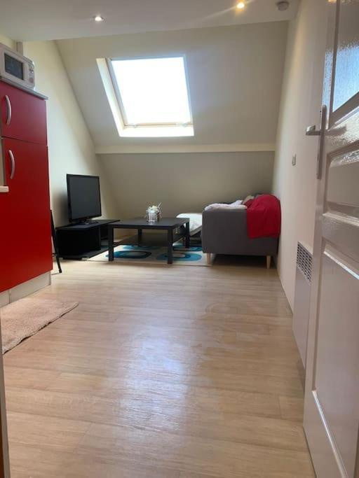 Studio Meuble Dans Une Maison Limay Buitenkant foto