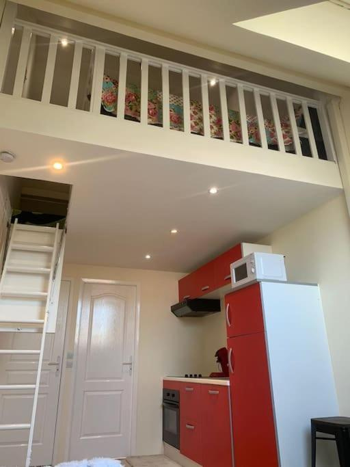 Studio Meuble Dans Une Maison Limay Buitenkant foto