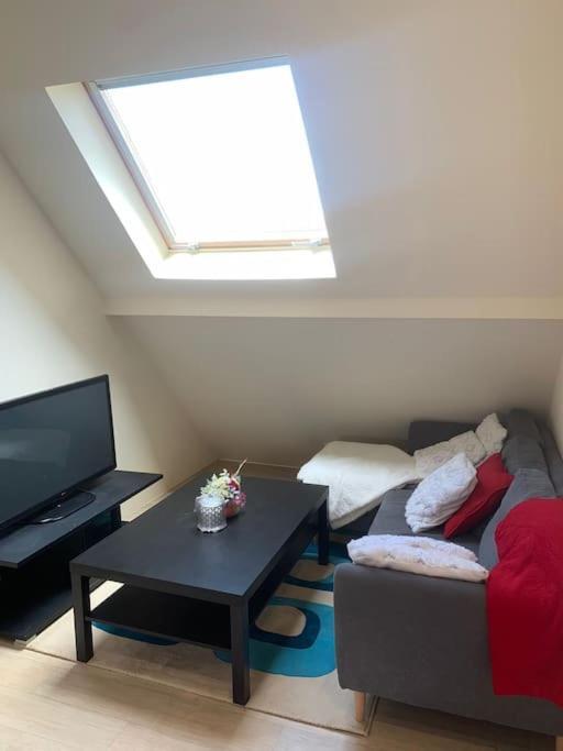 Studio Meuble Dans Une Maison Limay Buitenkant foto